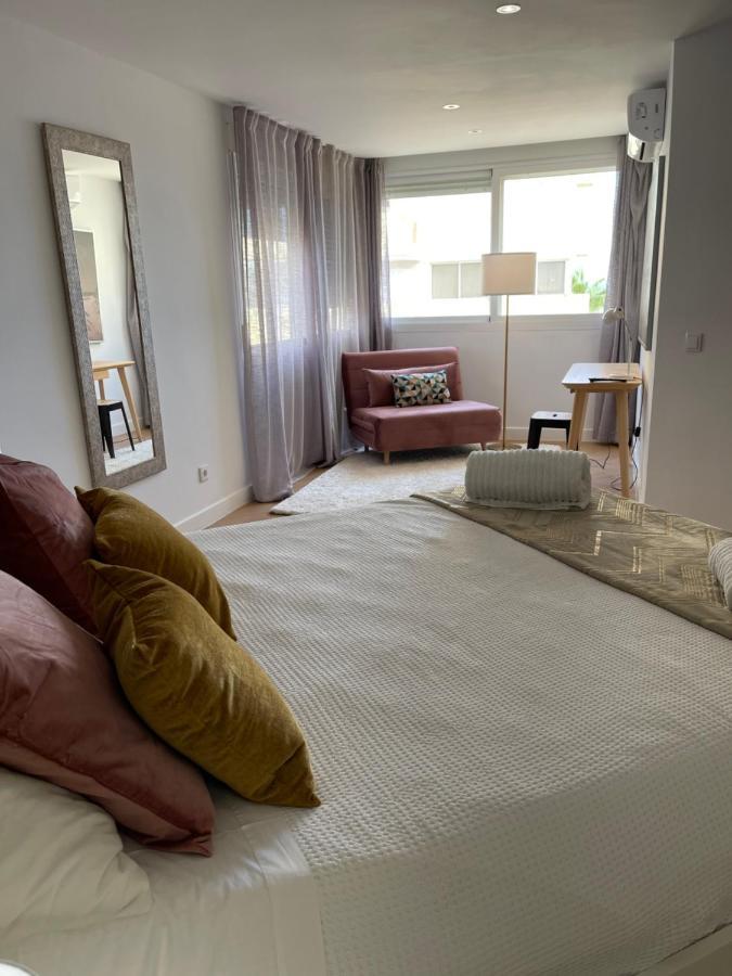 Apartment Duplex Con Encanto En Paseo Maritimo De Marbella